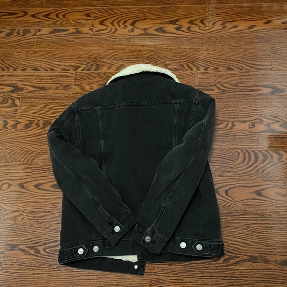 TOPSHOP Sherpa Lined Jean Jacket - Picture 3 of 4